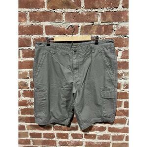 Royal Robbins Mens Green Canvas Cargo Shorts Size 42